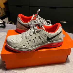 Nike Dual Fusion Run 2